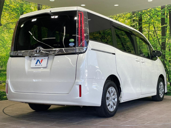 2018 Toyota Noah DBA-ZRR80G (UW-69faaff28ccff)[17]