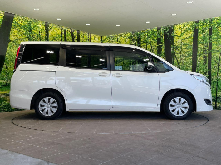 2018 Toyota Noah DBA-ZRR80G (UW-69faaff28ccff)[16]