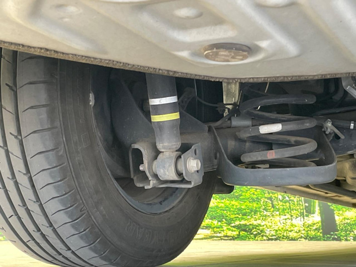 2018 Toyota Noah DBA-ZRR80G (UW-69faaff28ccff)[23]
