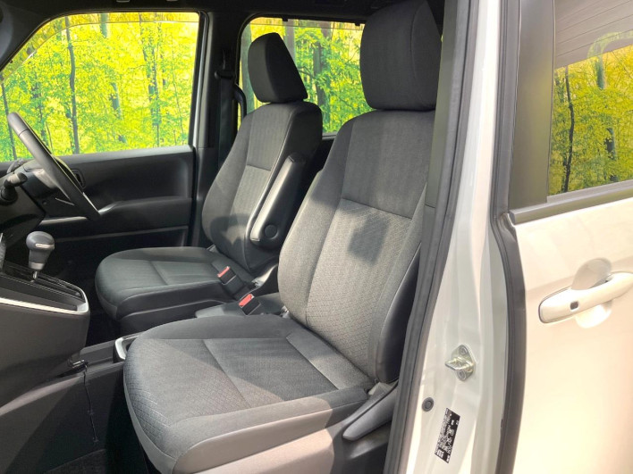 2022 Toyota Noah 6AA-ZWR90W (UW-69fab0018624c)[9]