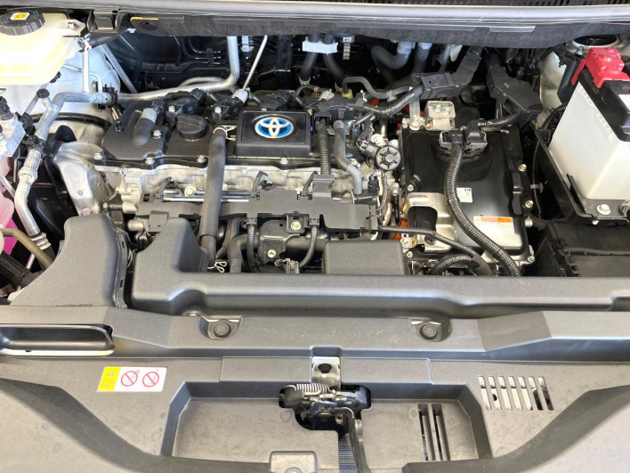 2023 Toyota Voxy 6AA-ZWR90W (UW-69fab0026bbe4)[5]