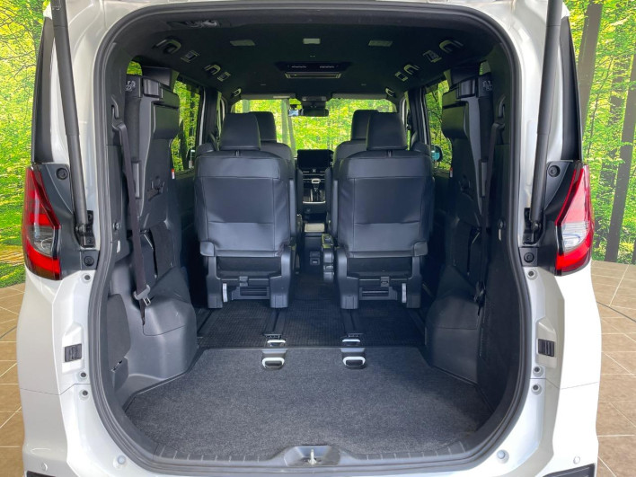 2024 Toyota Noah 6AA-ZWR90W (UW-69fab00337598)[25]