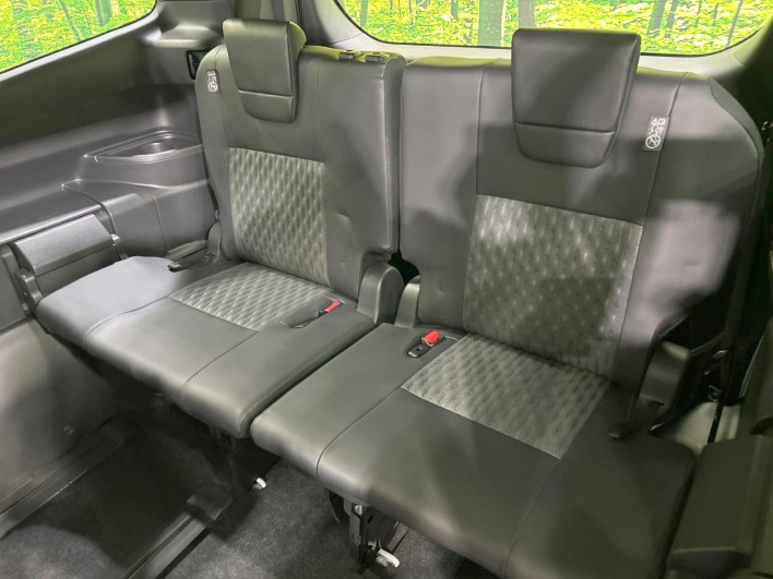2025 Toyota Noah 6AA-ZWR90W (UW-69fab00423184)[23]