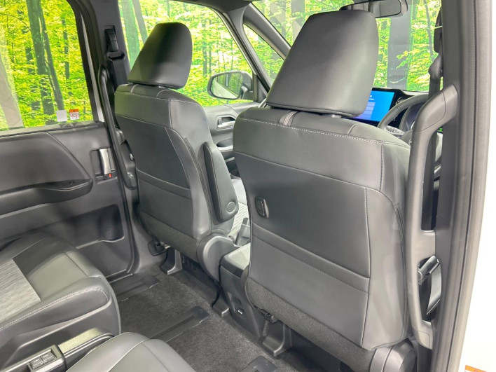 2025 Toyota Noah 6AA-ZWR90W (UW-69fab00423184)[26]