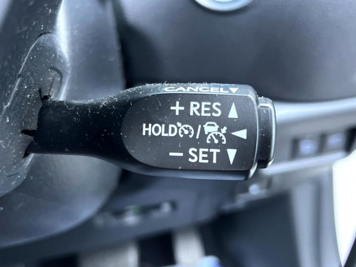 2019 Toyota C-HR DAA-ZYX10 (UW-69fab005a015f)[25]
