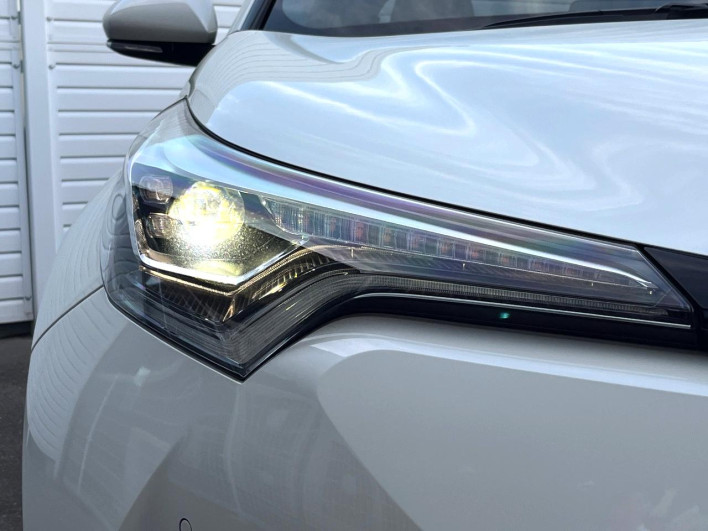 2019 Toyota C-HR DAA-ZYX10 (UW-69fab005a015f)[11]