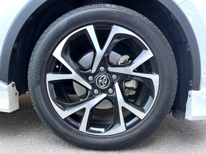 2019 Toyota C-HR DAA-ZYX10 (UW-69fab005a015f)[6]
