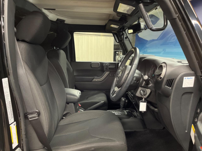 2016 Chrysler Jeep Wrangler Unlimited ABA-JK36L (UW-69fc0092d88bd)[20]