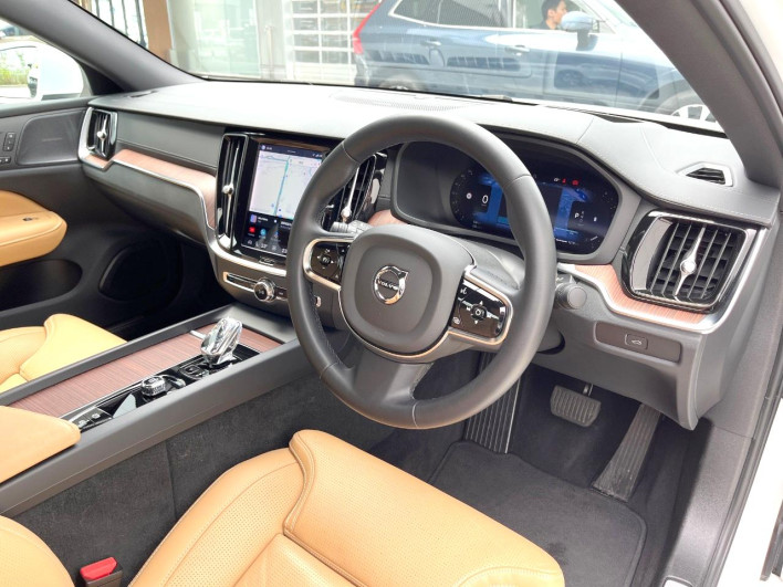 2024 Volvo S60 5AA-ZB420TM2 (UW-69fc0093dde98)[18]