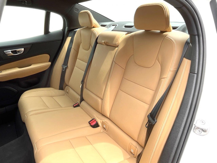 2024 Volvo S60 5AA-ZB420TM2 (UW-69fc0093dde98)[24]