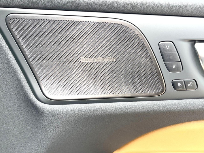 2024 Volvo S60 5AA-ZB420TM2 (UW-69fc0093dde98)[17]