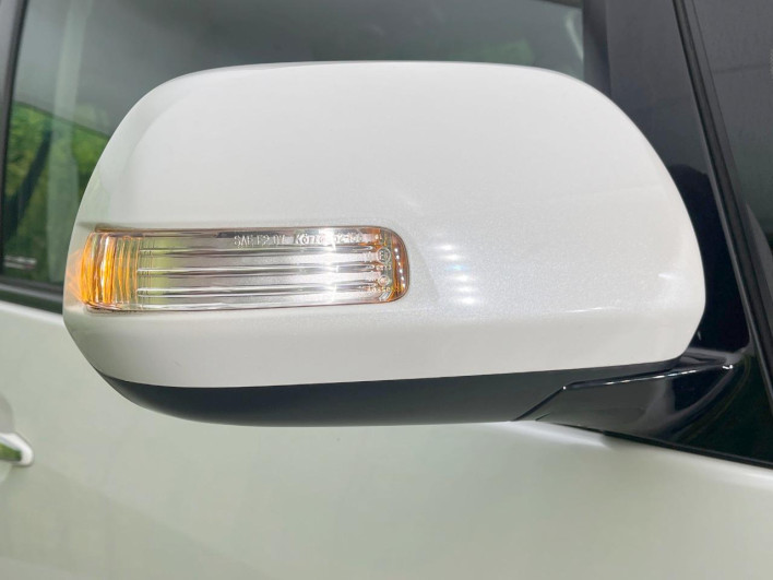 2013 Toyota Estima DBA-ACR50W (UW-69fc009e47f56)[5]