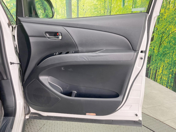 2013 Toyota Estima DBA-ACR50W (UW-69fc009e47f56)[26]