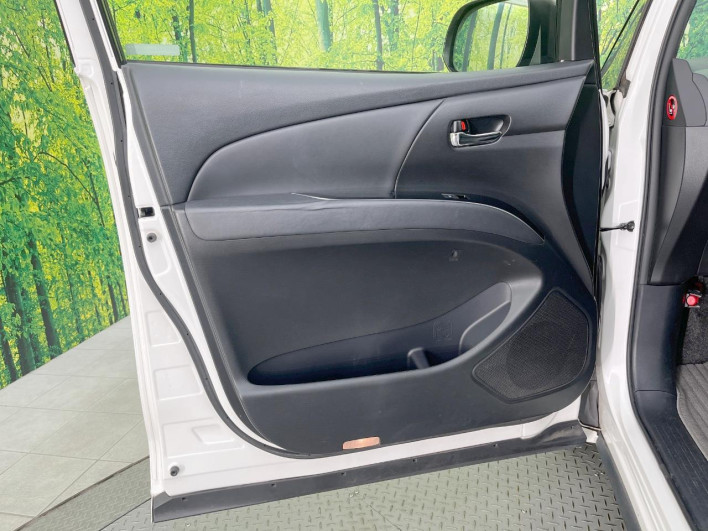 2013 Toyota Estima DBA-ACR50W (UW-69fc009e47f56)[25]