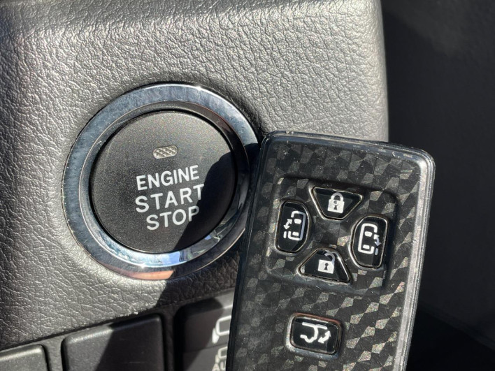 2012 Toyota Vellfire DBA-ANH20W (UW-69fc00a51effe)[11]