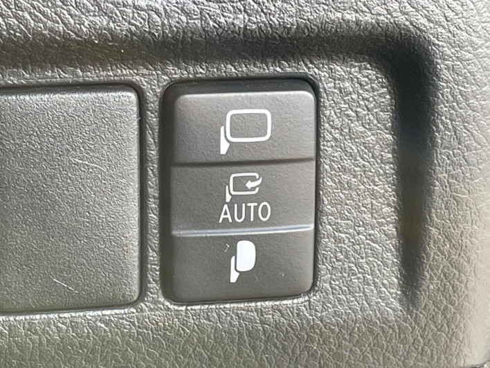 2012 Toyota Vellfire DBA-ANH20W (UW-69fc00a51effe)[25]