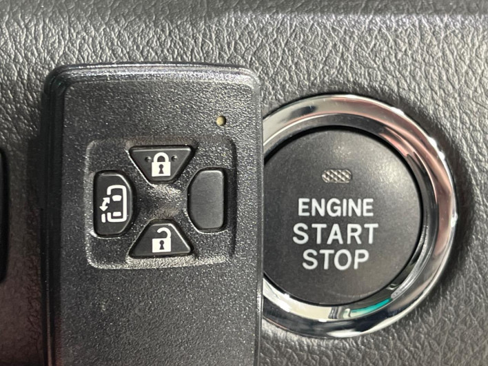 2014 Toyota Vellfire DBA-ANH25W (UW-69fc00a5d85e6)[16]