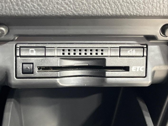 2014 Toyota Vellfire DBA-ANH25W (UW-69fc00a5d85e6)[25]