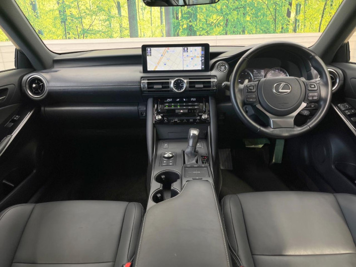 2021 Lexus IS 3BA-ASE30 (UW-69fc00a61947c)[11]