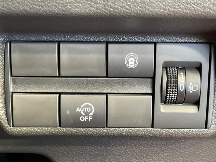 2019 Mitsubishi eK Cross 5AA-B34W (UW-69fc00b1686a8)[20]