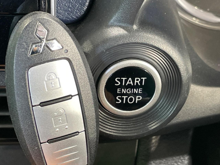 2019 Mitsubishi eK Cross 5AA-B34W (UW-69fc00b1686a8)[4]