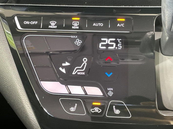 2019 Mitsubishi eK Cross 5AA-B34W (UW-69fc00b1686a8)[9]