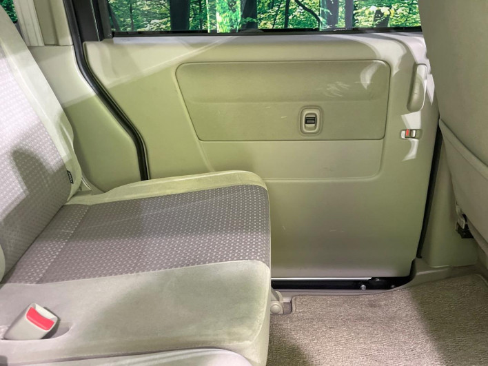 2012 Suzuki Every Wagon ABA-DA64W (UW-69fc00b9e92d0)[18]