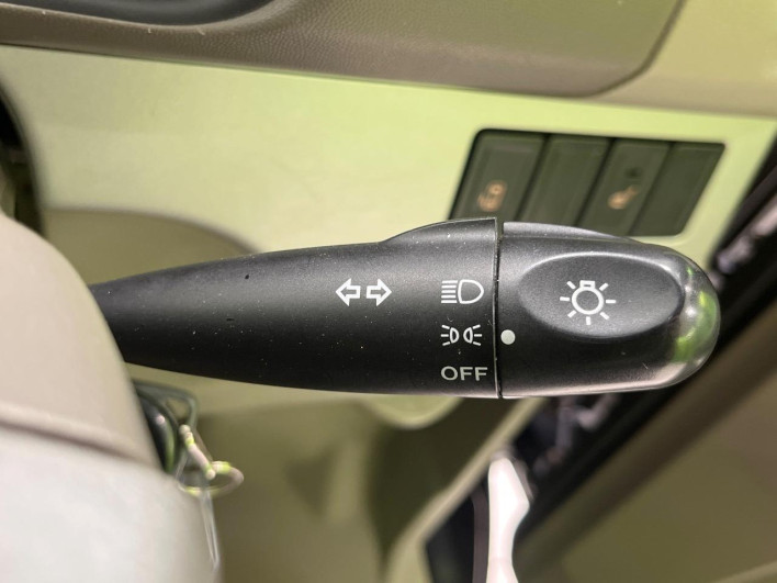 2012 Suzuki Every Wagon ABA-DA64W (UW-69fc00b9e92d0)[27]