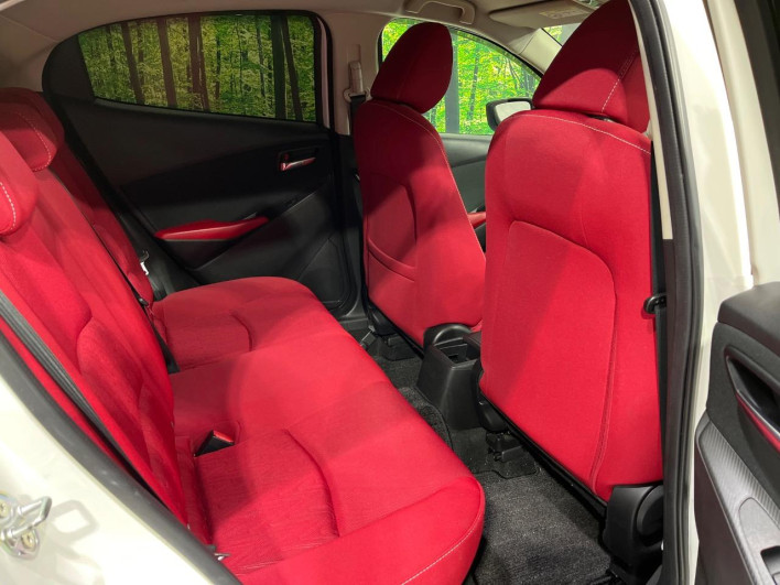 2015 Mazda Demio LDA-DJ5AS (UW-69fc00bbba3fd)[25]