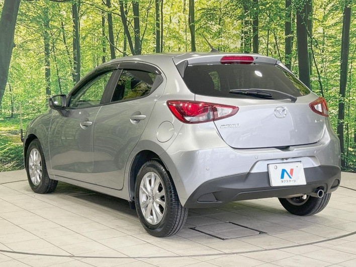 2016 Mazda Demio LDA-DJ5FS (UW-69fc00bbda8f9)[19]