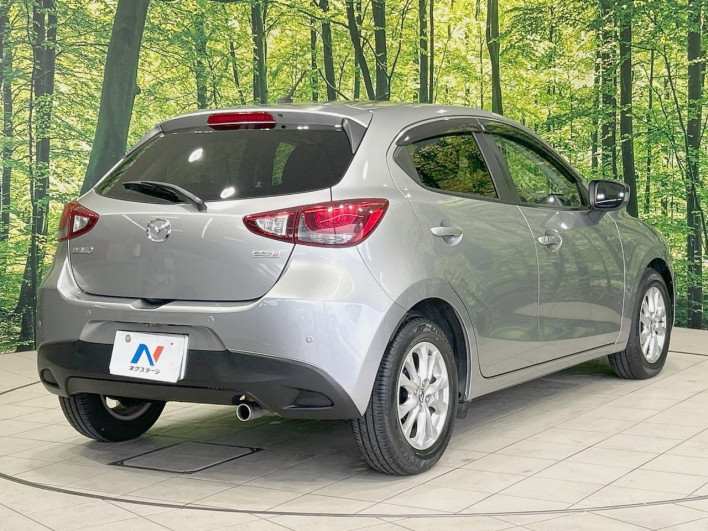 2016 Mazda Demio LDA-DJ5FS (UW-69fc00bbda8f9)[17]