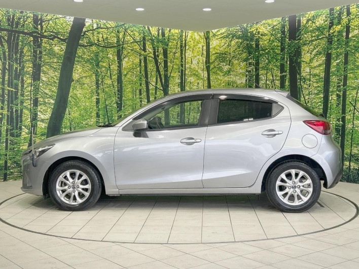 2016 Mazda Demio LDA-DJ5FS (UW-69fc00bbda8f9)[20]