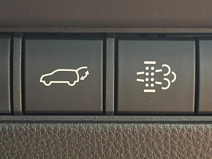 2025 Toyota Land Cruiser 250 3DA-GDJ250W (UW-69fc00c3b4477)[27]