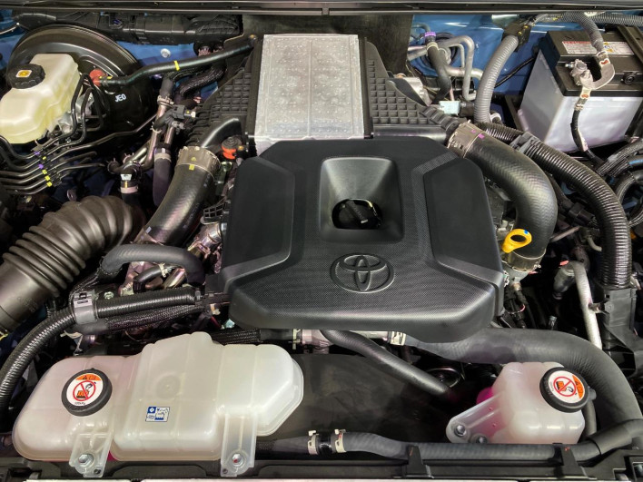 2025 Toyota Land Cruiser 250 3DA-GDJ250W (UW-69fc00c510f03)[5]