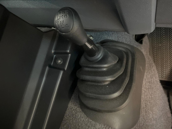 2024 Toyota Land Cruiser 70 3DA-GDJ76W (UW-69fc00c642dcd)[25]