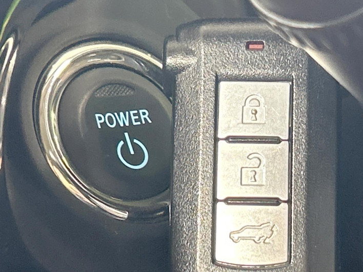 2014 Mitsubishi OUTLANDER PHEV DLA-GG2W (UW-69fc00caea8dd)[6]