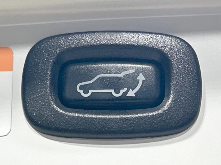 2014 Mitsubishi OUTLANDER PHEV DLA-GG2W (UW-69fc00caea8dd)[28]
