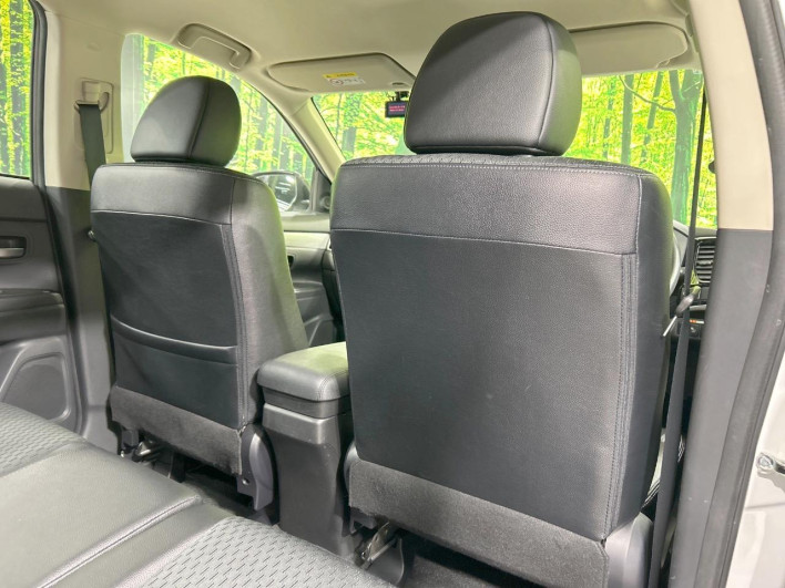 2014 Mitsubishi OUTLANDER PHEV DLA-GG2W (UW-69fc00caea8dd)[29]