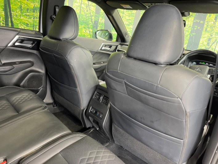 2024 Mitsubishi OUTLANDER PHEV 5LA-GN0W (UW-69fc00cdbf921)[25]