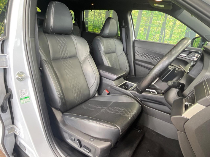 2024 Mitsubishi OUTLANDER PHEV 5LA-GN0W (UW-69fc00cdbf921)[22]