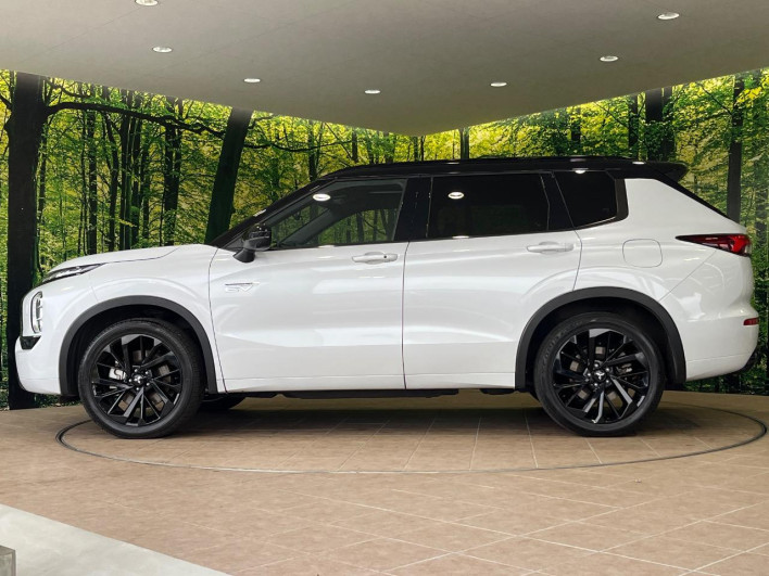 2024 Mitsubishi OUTLANDER PHEV 5LA-GN0W (UW-69fc00cdbf921)[11]