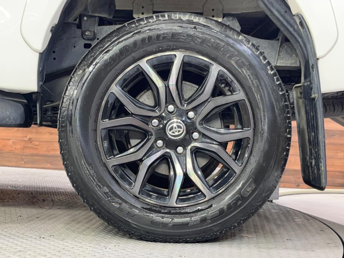 2023 Toyota Hilux 3DF-GUN125 (UW-69fc00d36cce5)[11]