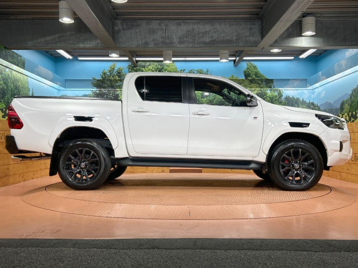 2023 Toyota Hilux 3DF-GUN125 (UW-69fc00d3935d8)[17]