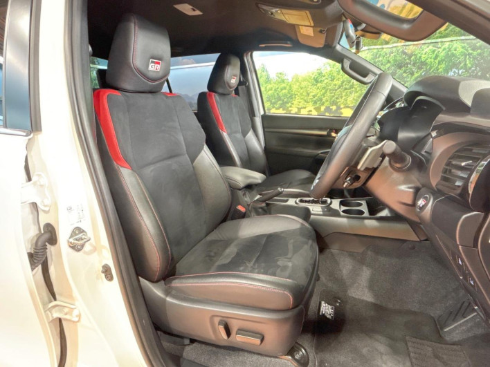 2023 Toyota Hilux 3DF-GUN125 (UW-69fc00d3935d8)[25]