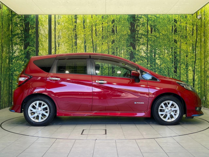 2016 Nissan Note DAA-HE12 (UW-69fc00d67fc69)[9]
