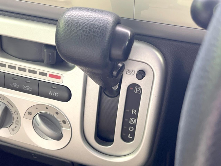 2011 Suzuki ALTO Lapin DBA-HE22S (UW-69fc00d75b634)[18]