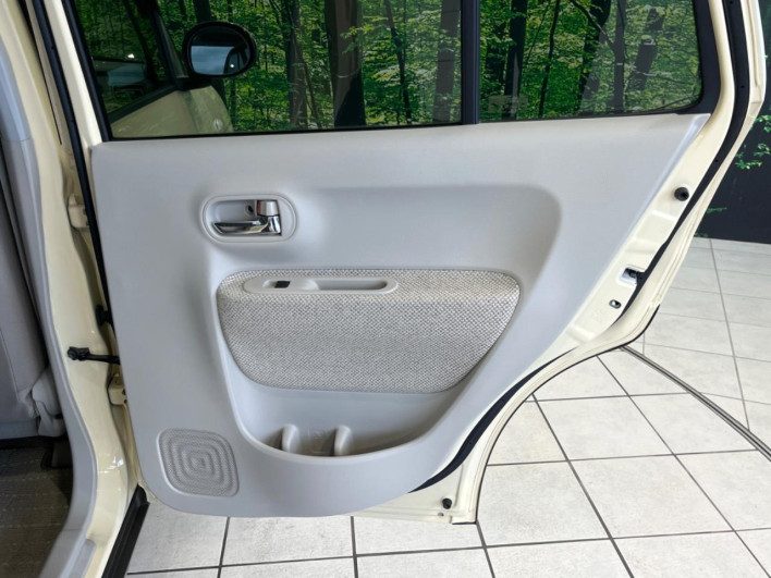 2015 Suzuki ALTO Lapin DBA-HE33S (UW-69fc00d82d40b)[29]