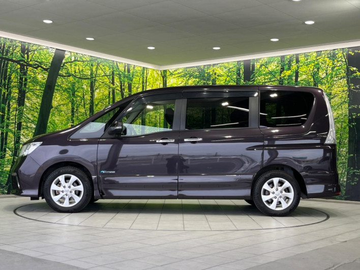 2013 Nissan Serena DAA-HFC26 (UW-69fc00da31f6d)[18]