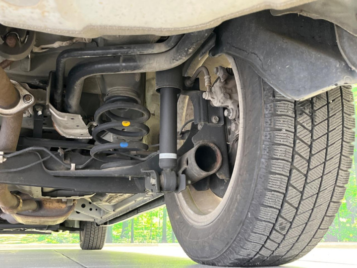 2013 Nissan Serena DAA-HFC26 (UW-69fc00da31f6d)[12]