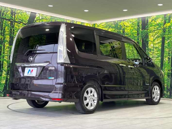 2013 Nissan Serena DAA-HFC26 (UW-69fc00da31f6d)[7]